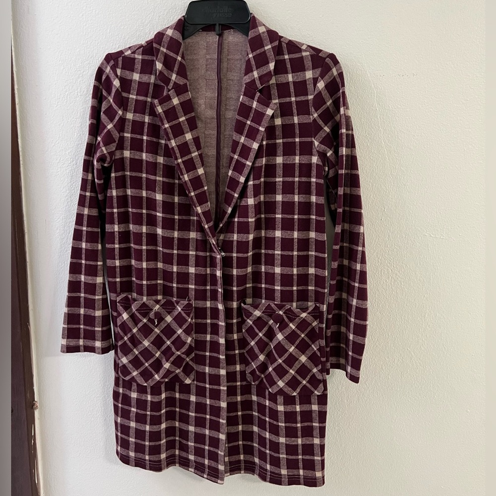 Women's Burgundy Plaid Open Front Coatigan